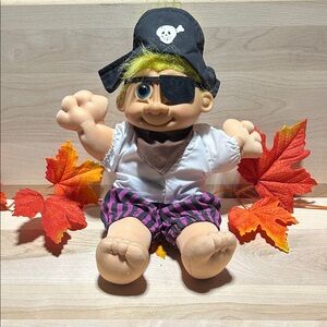 Sinbad Troll Kidz Russ 12" Tall Patch on Eye Pirate Doll.